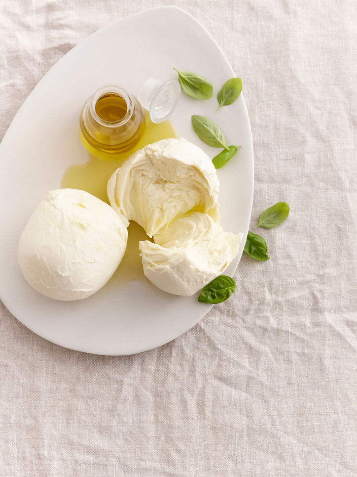 basil marinated mozzarella