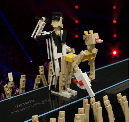 miley cyrus vma performance funny