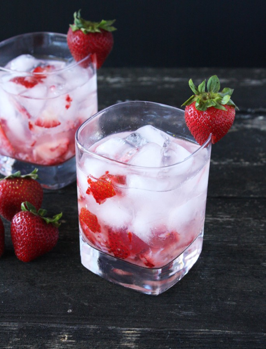 strawberries and cream cocktail