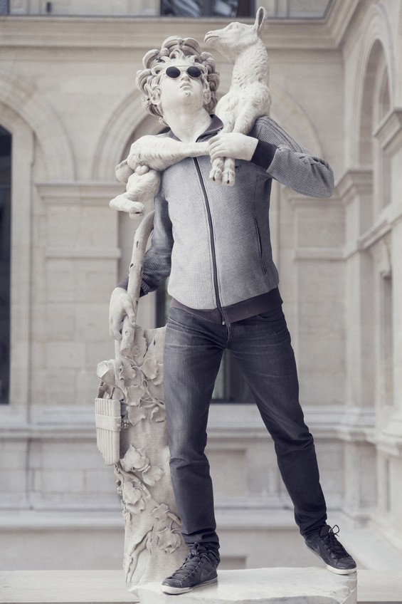 classical sculptures hipsters