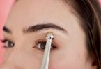 You need to try this eyebrow concealer trick